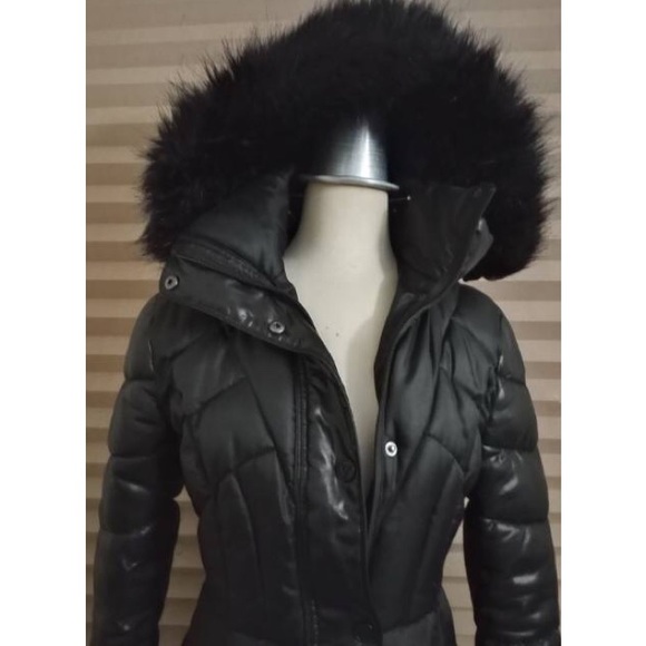 SHOP EARLY π Guess TP Winter Coat with Removable Hood and Soft Fur - Picture 9 of 11
